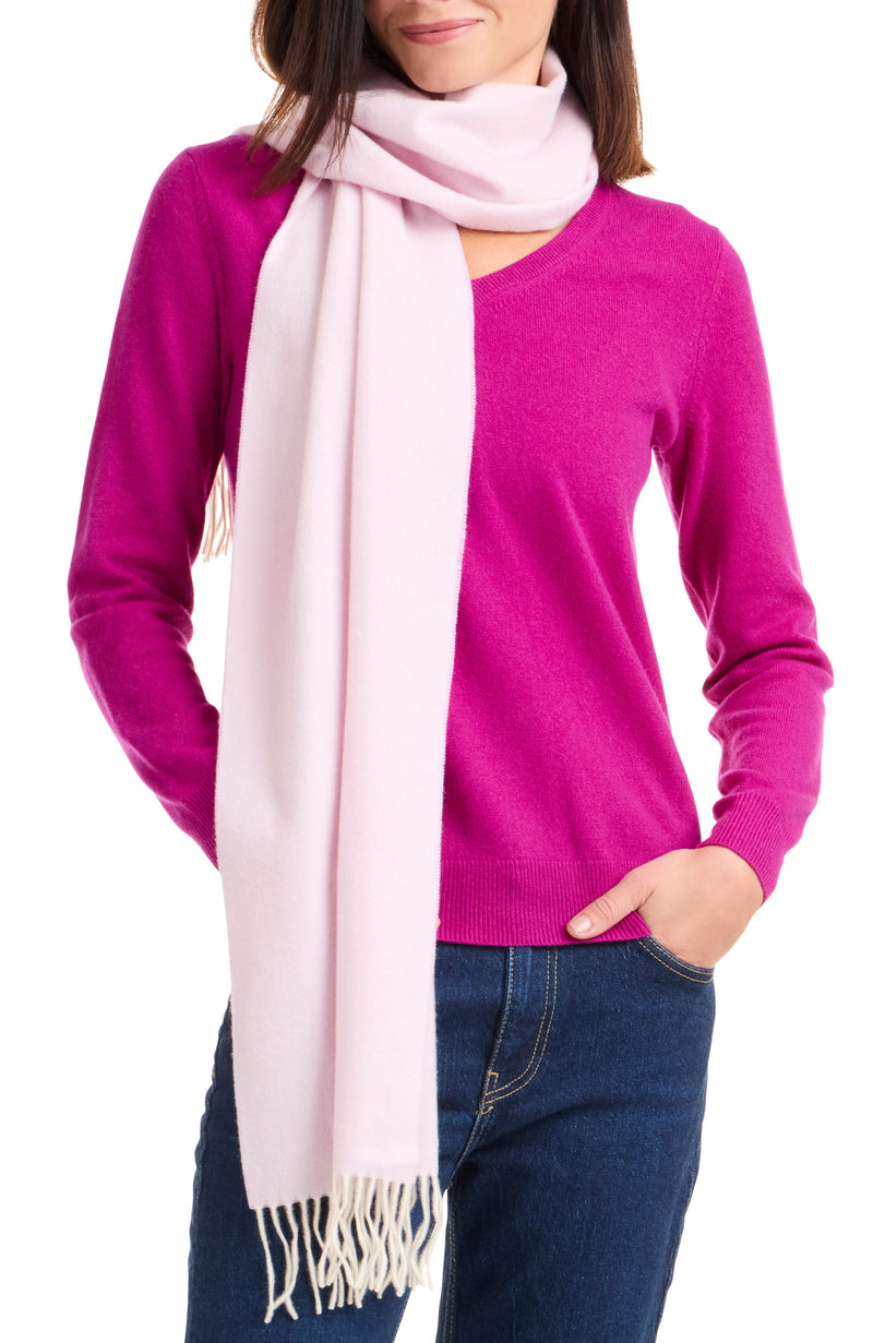 model wearing CASHMERE MELANGE SOLID SCARF in light purple