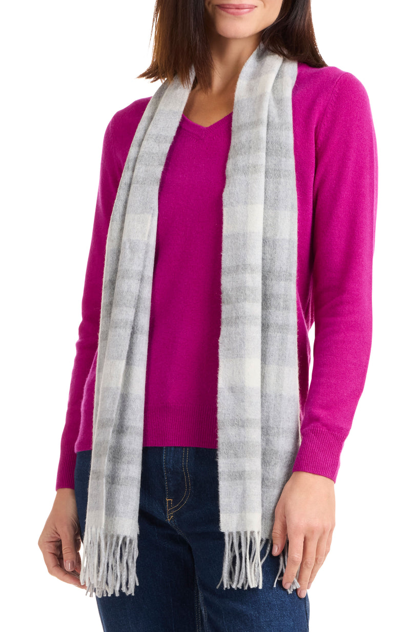 model wearing CASHMERE EXPLODED PLAID SCARF in grey multi